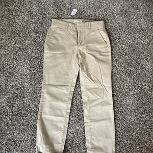 Loft Kaki Capris